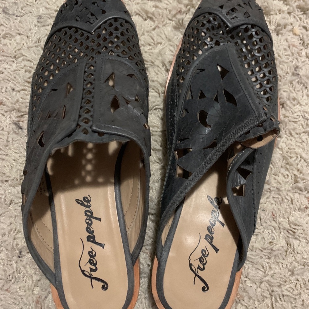 Brand new Free People Mules